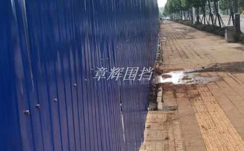 簡易圍擋是否符合相關(guān)安全標準和規(guī)定？（簡易圍擋安全標準與規(guī)定概述）