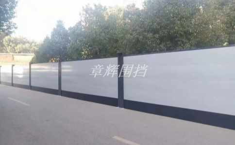 簡易圍擋的重量對道路和橋梁建筑結(jié)構(gòu)會產(chǎn)生影響嗎？